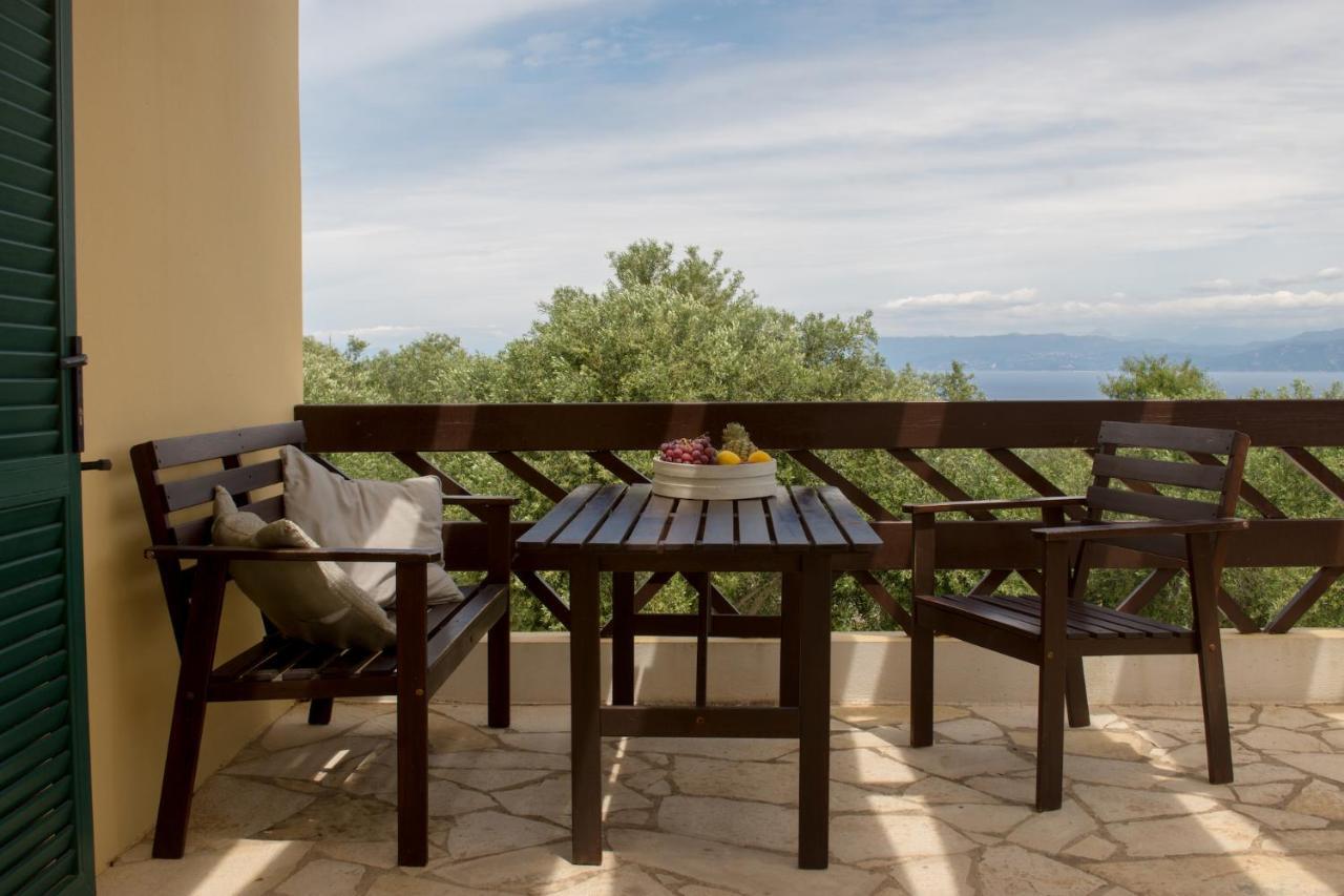 Villa Elaia Suites & Apartments No.1 Gaios Exterior photo