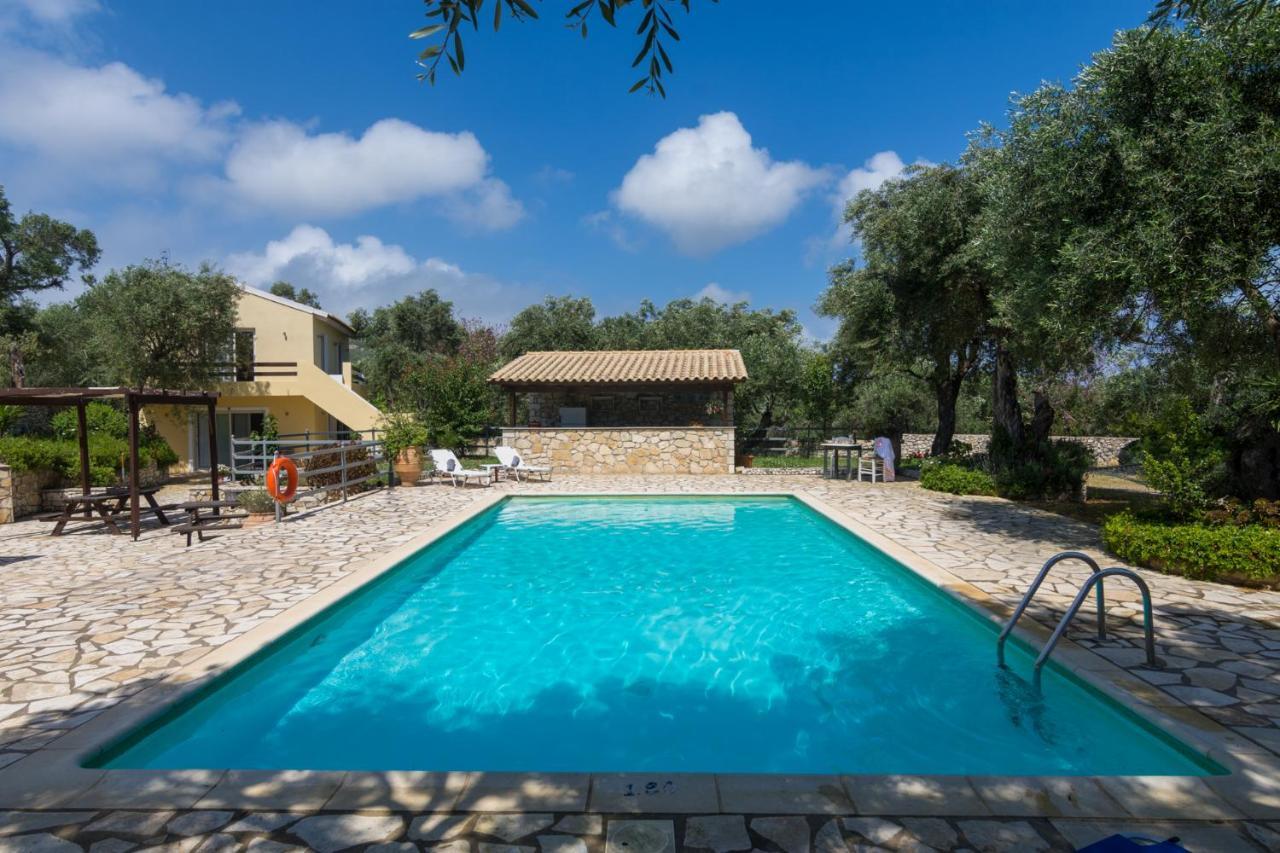 Villa Elaia Suites & Apartments No.1 Gaios Exterior photo